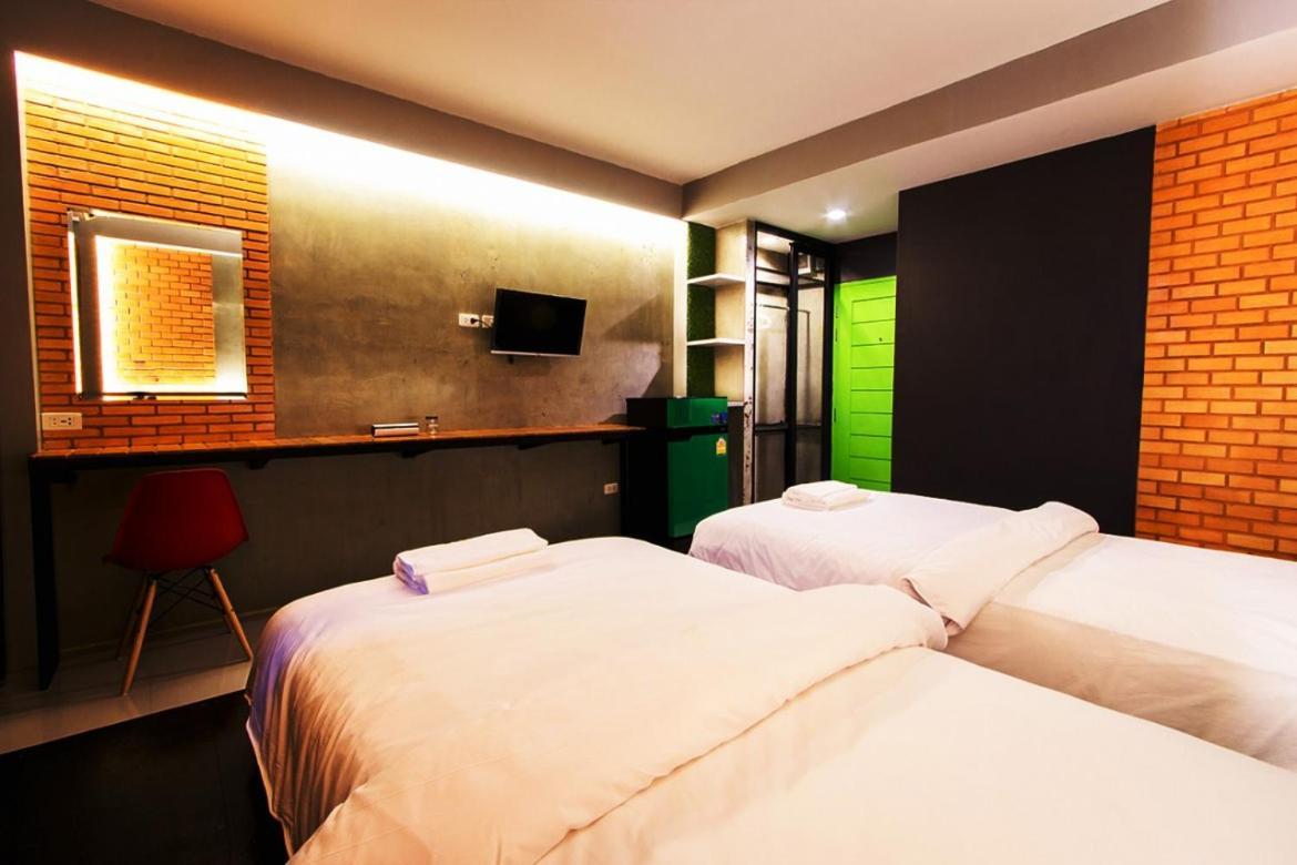 Coconut Hotel Hua Hin Exterior photo