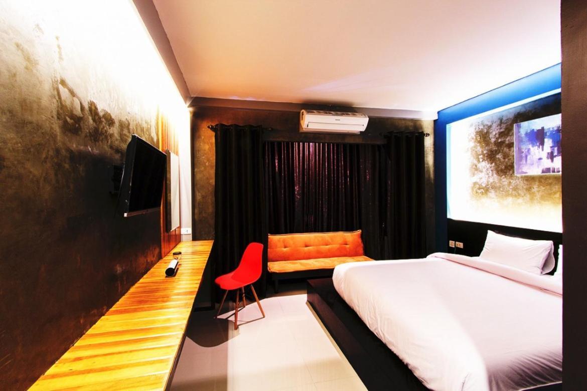 Coconut Hotel Hua Hin Exterior photo